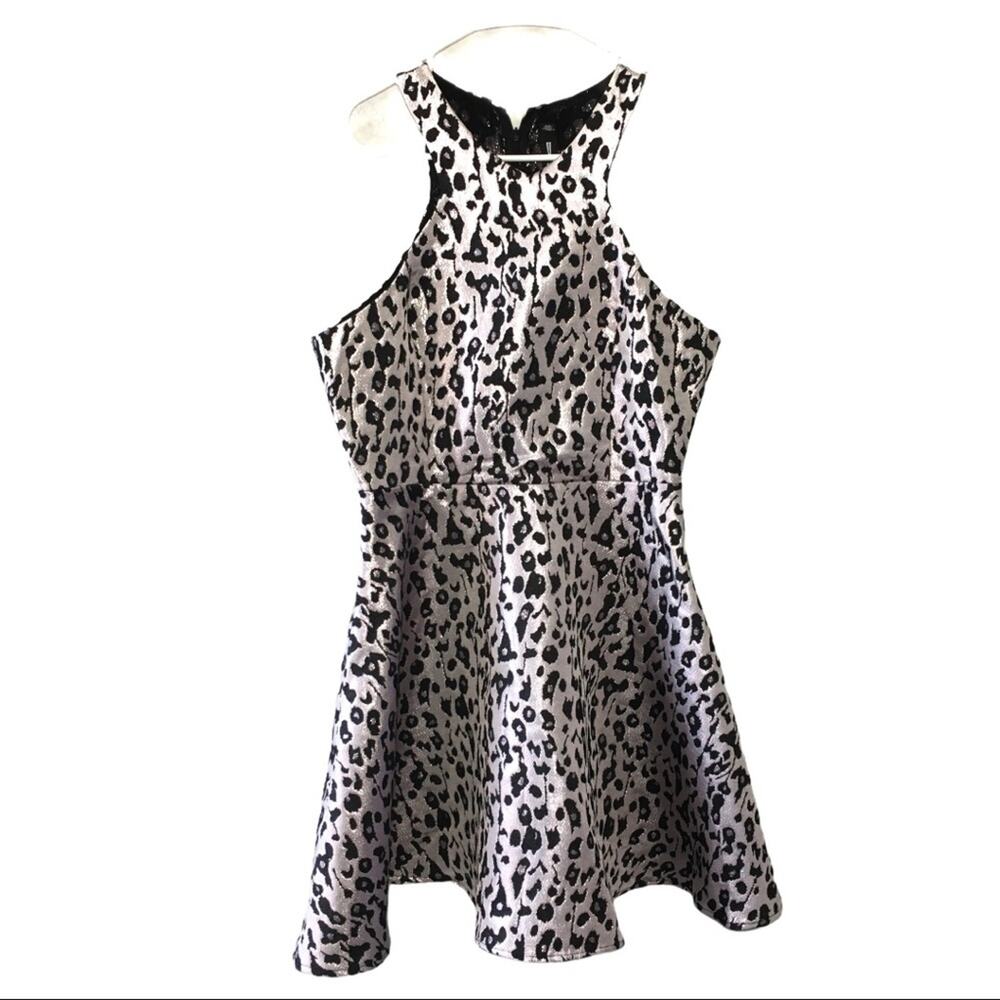 Design Lab Women’s Leopard Print Sleeveless Dress